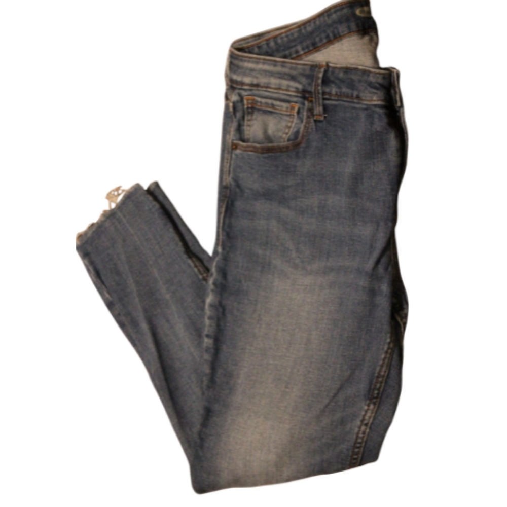 2/$25 🏷 Old Navy Skinny Jeans Size 14
